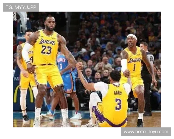 安东尼·戴维斯挡拆高效制造得分机会显著提升球队攻防节奏